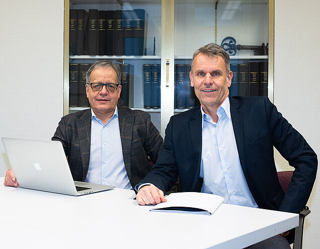 Peter Meier, président central de l'AM Suisse (à droite), et Christoph Andenmatten, directeur de l'AM Suisse. L’illustration est tirée des archives de janvier 2020.